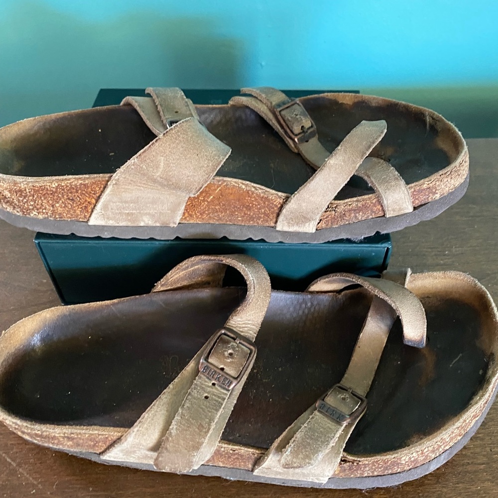 Well Worn Mayari Birkenstocks